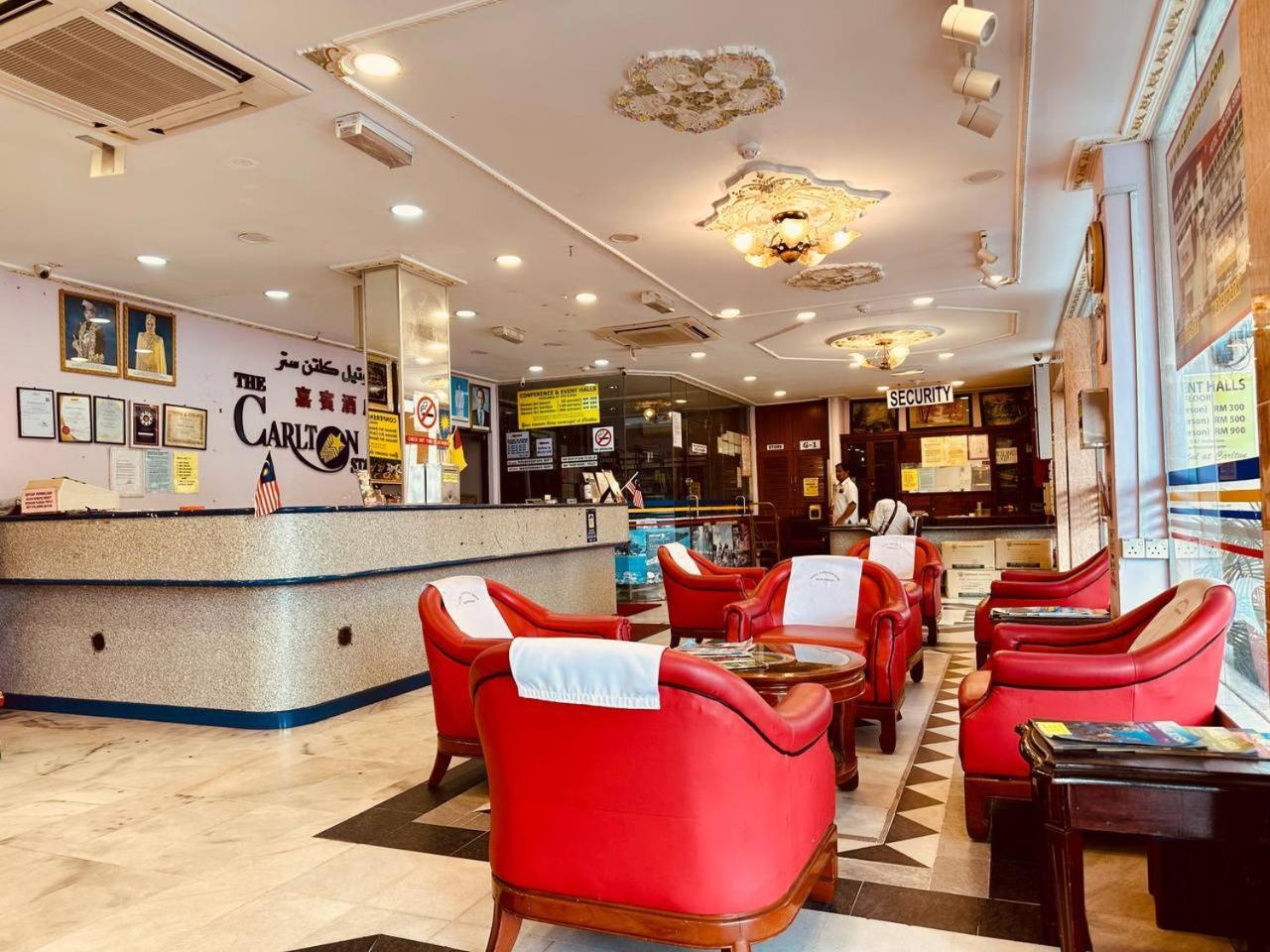 Carlton Hotel Seremban - Next To Terminal Bus Station Екстер'єр фото